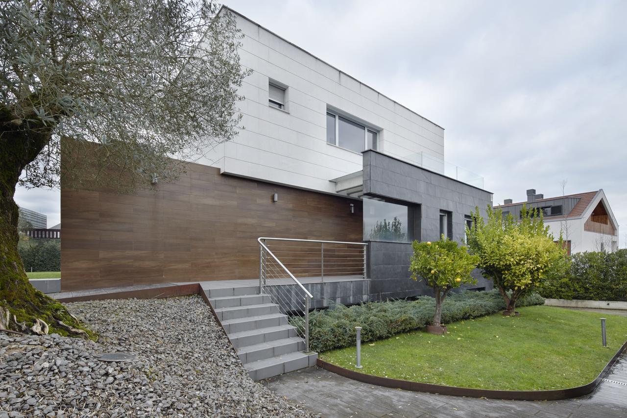 Villa Iraule Basque *